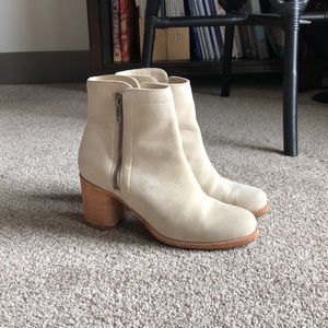 Frye Addie Double Zip Women’s leather booties with block heel size 9B